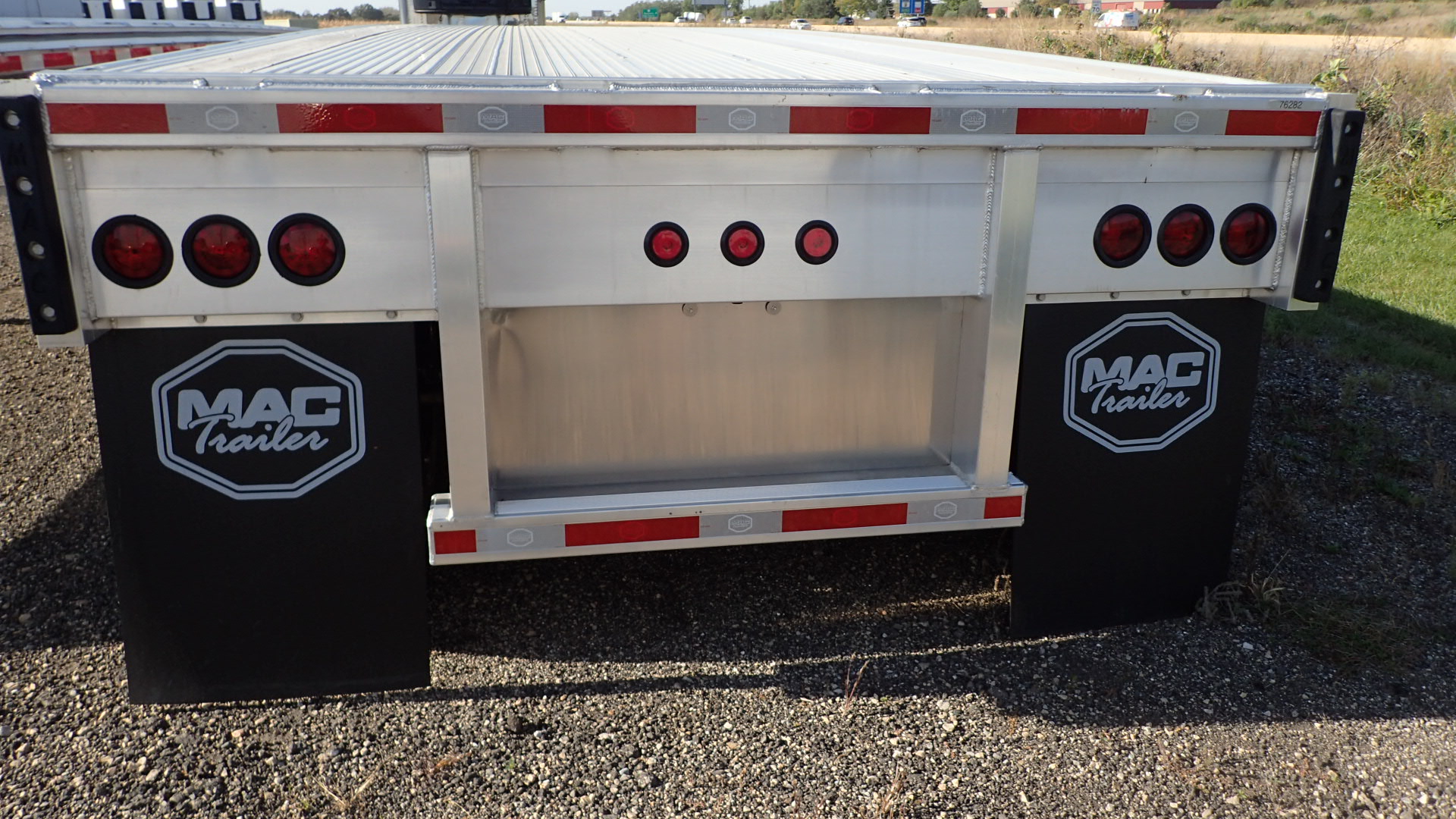 2024 MAC TRAILER FLATBED (NEW Trailer)